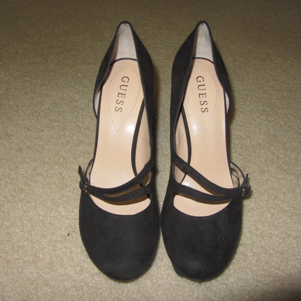 WORN! Guess Platform Pumps